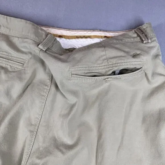 Tommy Bahama Shorts Mens 38 Khaki Beige Stretch Classic Chino Flat Front Casual - Picture 8 of 11